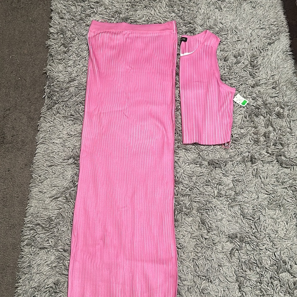 Super Long Bandage Pink & White Skirt Set w/ Pink Sleeveless Top Medium Size